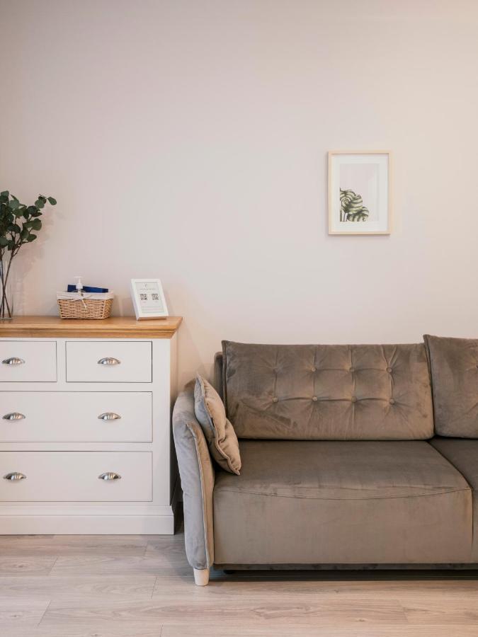 J14A I Rooms & Apartments Automated Self Check-In VNO Esterno foto