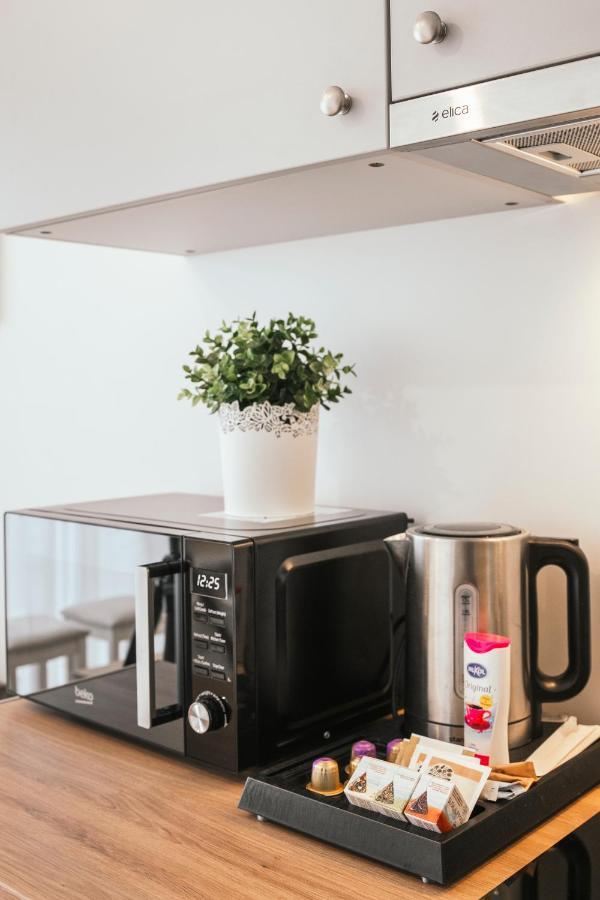 J14A I Rooms & Apartments Automated Self Check-In VNO Esterno foto