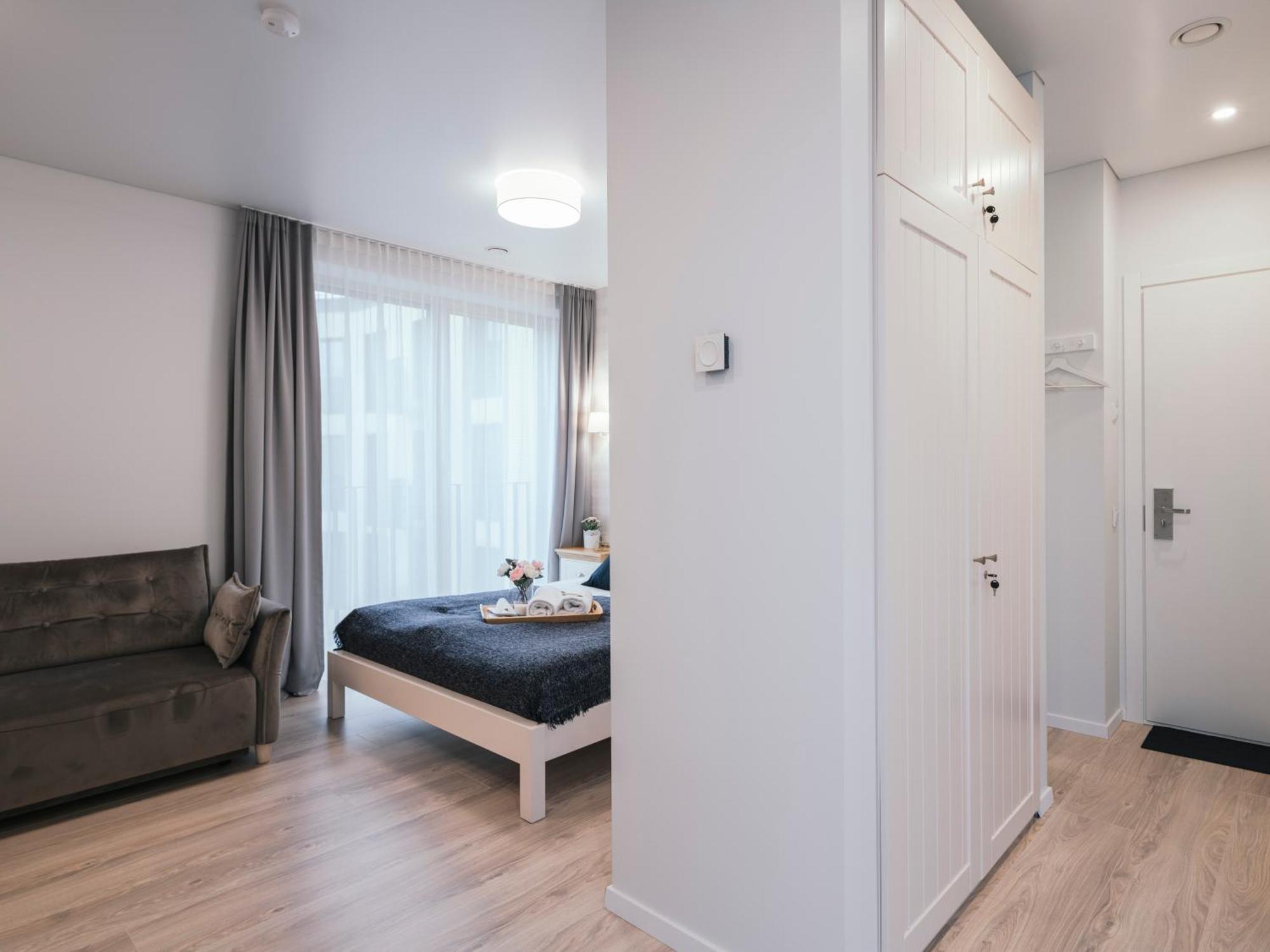 J14A I Rooms & Apartments Automated Self Check-In VNO Esterno foto