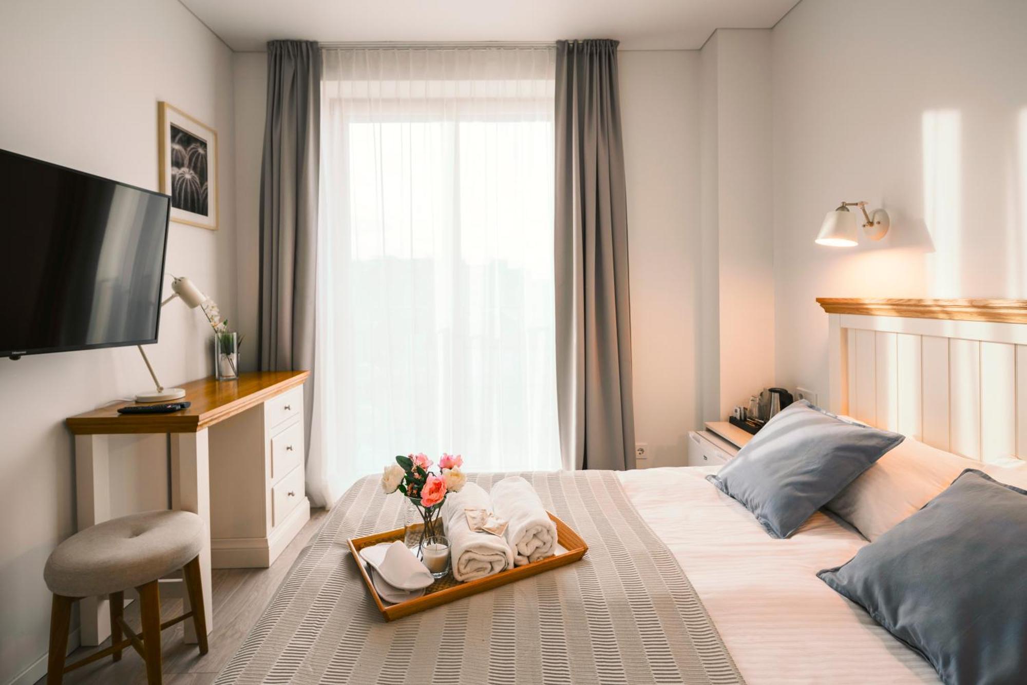 J14A I Rooms & Apartments Automated Self Check-In VNO Esterno foto