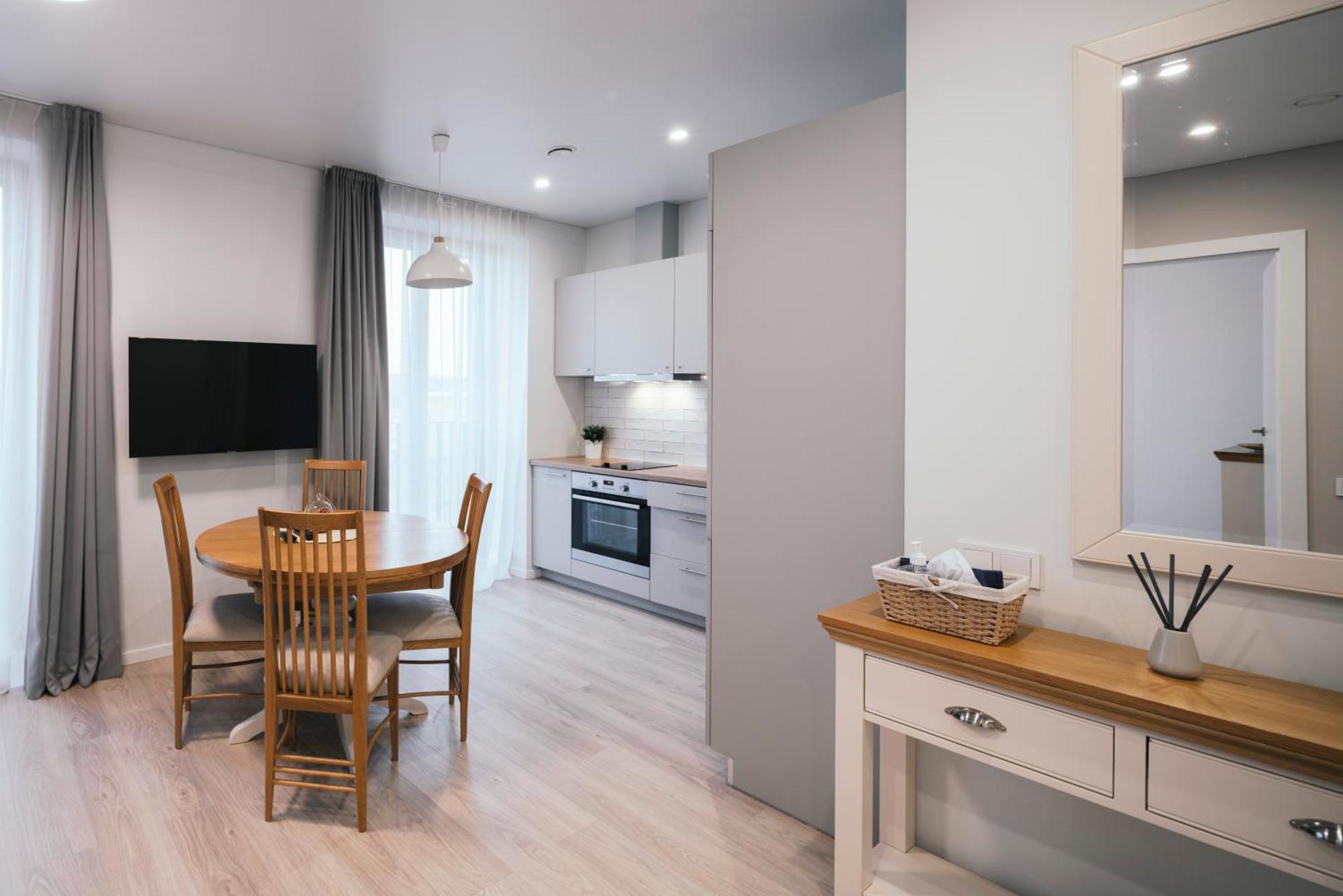 J14A I Rooms & Apartments Automated Self Check-In VNO Camera foto