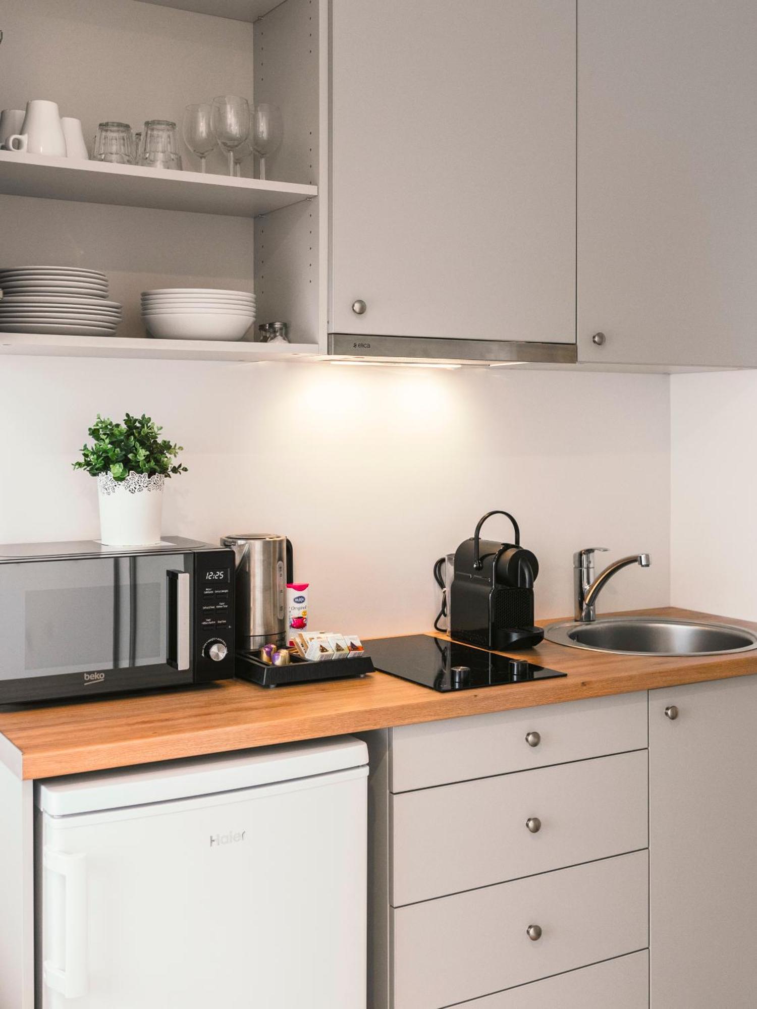 J14A I Rooms & Apartments Automated Self Check-In VNO Esterno foto